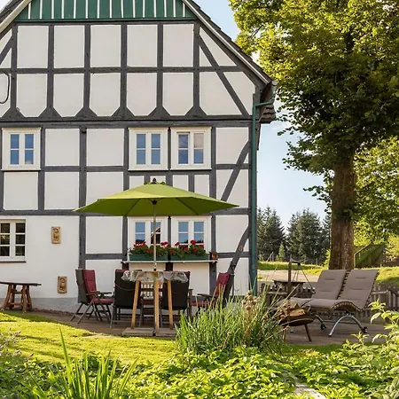 Ortmanns Eulennest Holiday home Finnentrop